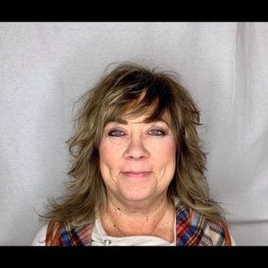 Meet your Posher, Suzanne